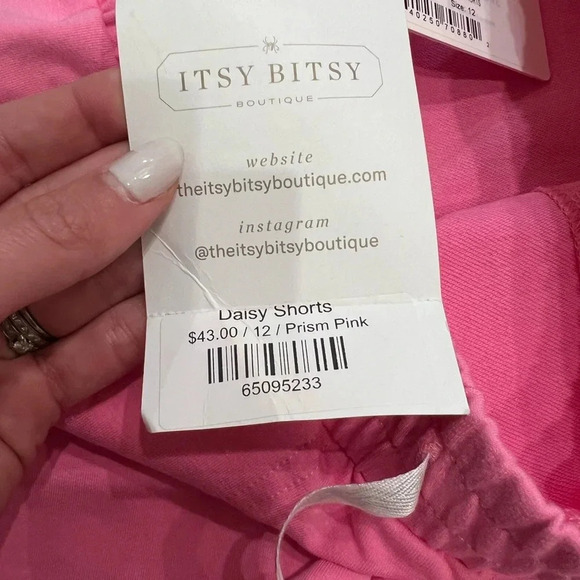 NWT feather 4 arrow Daisy Track Shorts in Prism Pink - Picture 9 of 9